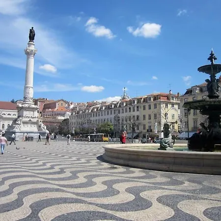 C3 Bairro Alto Cozy Romantic Loft In 18th Century Building Lissabon