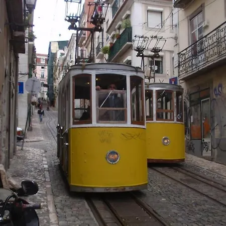 C3 Bairro Alto Cozy Romantic Loft In 18th Century Building * Lissabon