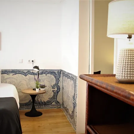 C3 Bairro Alto Cozy Romantic Loft In 18th Century Building Apartment