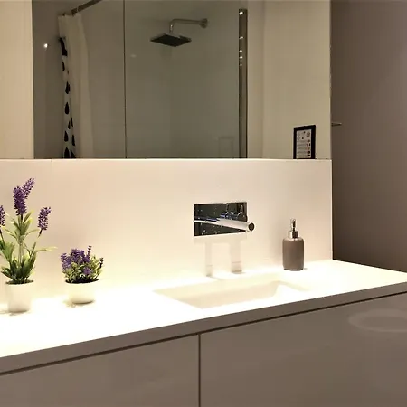 C3 Bairro Alto Cozy Romantic Loft In 18th Century Building * Lissabon