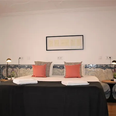 Апартаменты C3 Charm & Confort In Bairro Alto! 18th Century Building, Very *